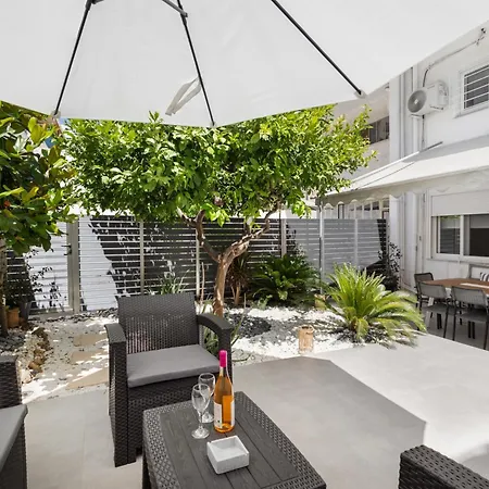 Garden Oasis